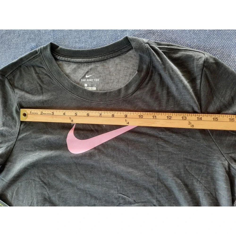 Nike Womens Dri-FIT Swoosh Graphic Tee Heather Charcoal Pink AQ3212-091 Large